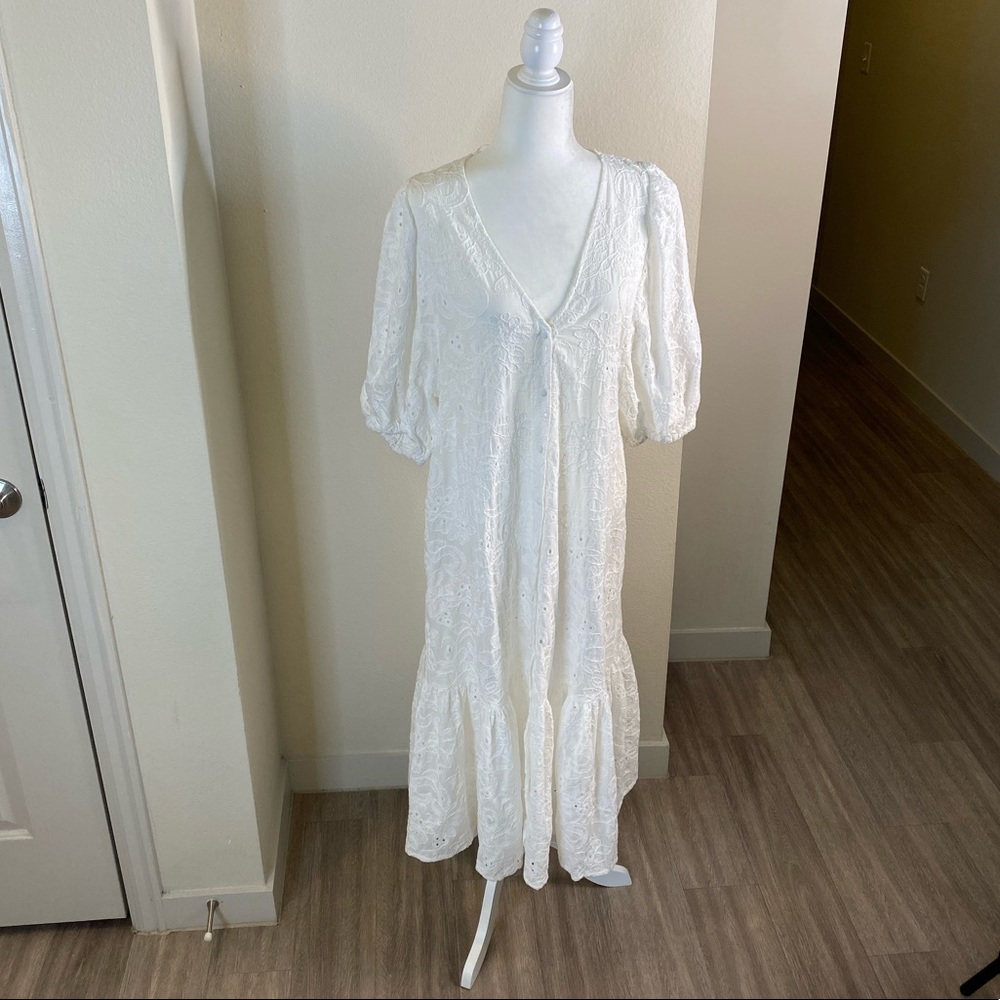 NEW WITH TAGS  ZARA DRESS WITH CUTWORK EMBROIDERY - Picture 9 of 10